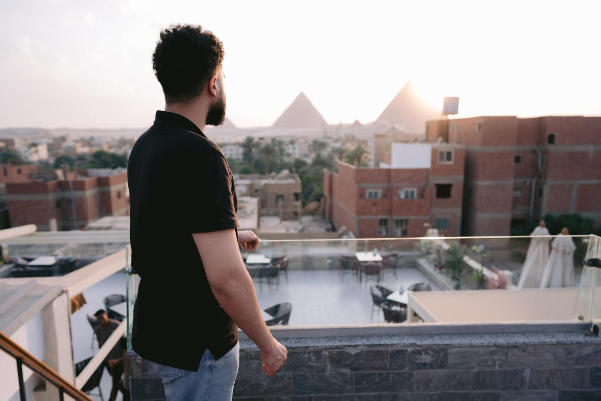 Tuya Pyramids Inn Kafret el-Gabal Extérieur photo