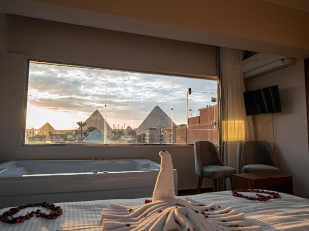Tuya Pyramids Inn Kafret el-Gabal Extérieur photo